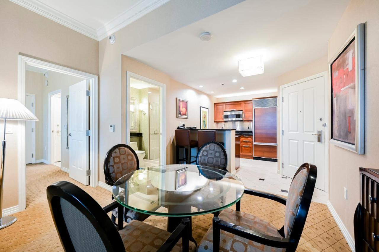 לאס וגאס Stripviewsuites Penthouse Two-Bedroom Conjoined Suite מראה חיצוני תמונה